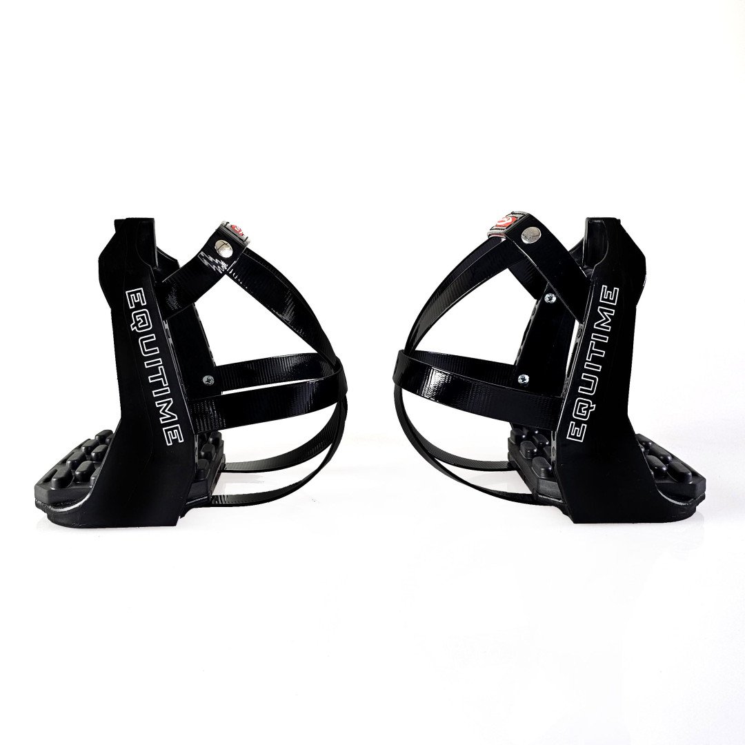 Staffe In Alluminio Per Endurance Equestre, Taglia 4 3/4'', Con Cuscinetti Ammortizzanti | Endurance Aluminum Stirrups, Size 4 3/4'', With Shock-Absorbing Pads, Gold Finish