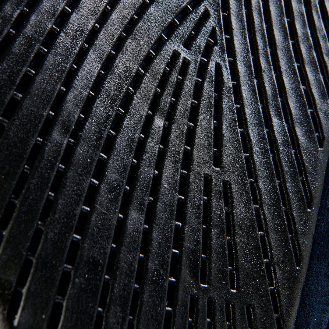 Système de maintien double face en gel de silicone sans colonne vertébrale et coussinet en mousse à mémoire de forme CC ½