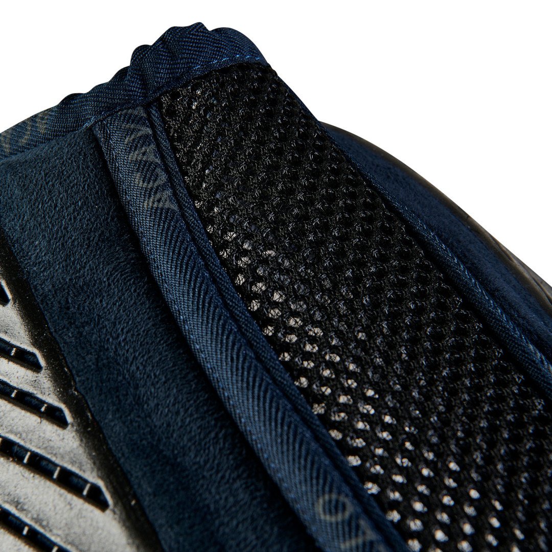 Spine Free Double face Silicon Gel Grip System & Memory Foam Cc ½ Pad