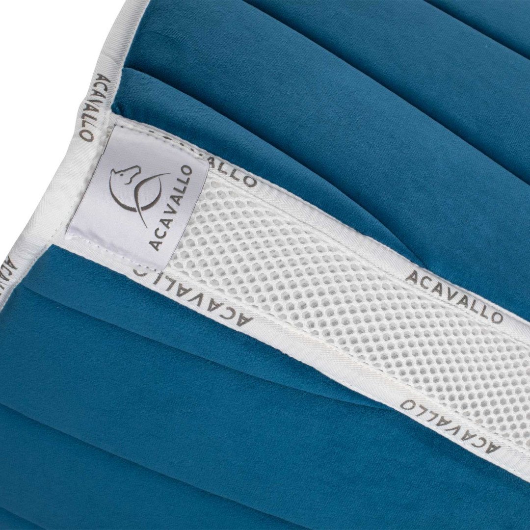 Gestepptes Lamellen-Quadrat-Kissen-Sprung