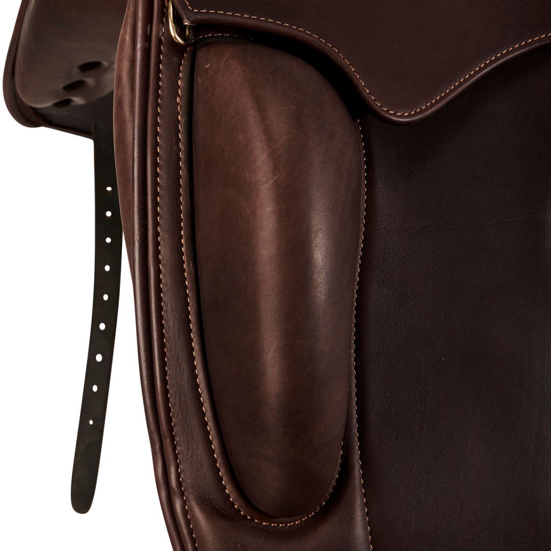 Selle de dressage Perugino avec troussequin incliné
