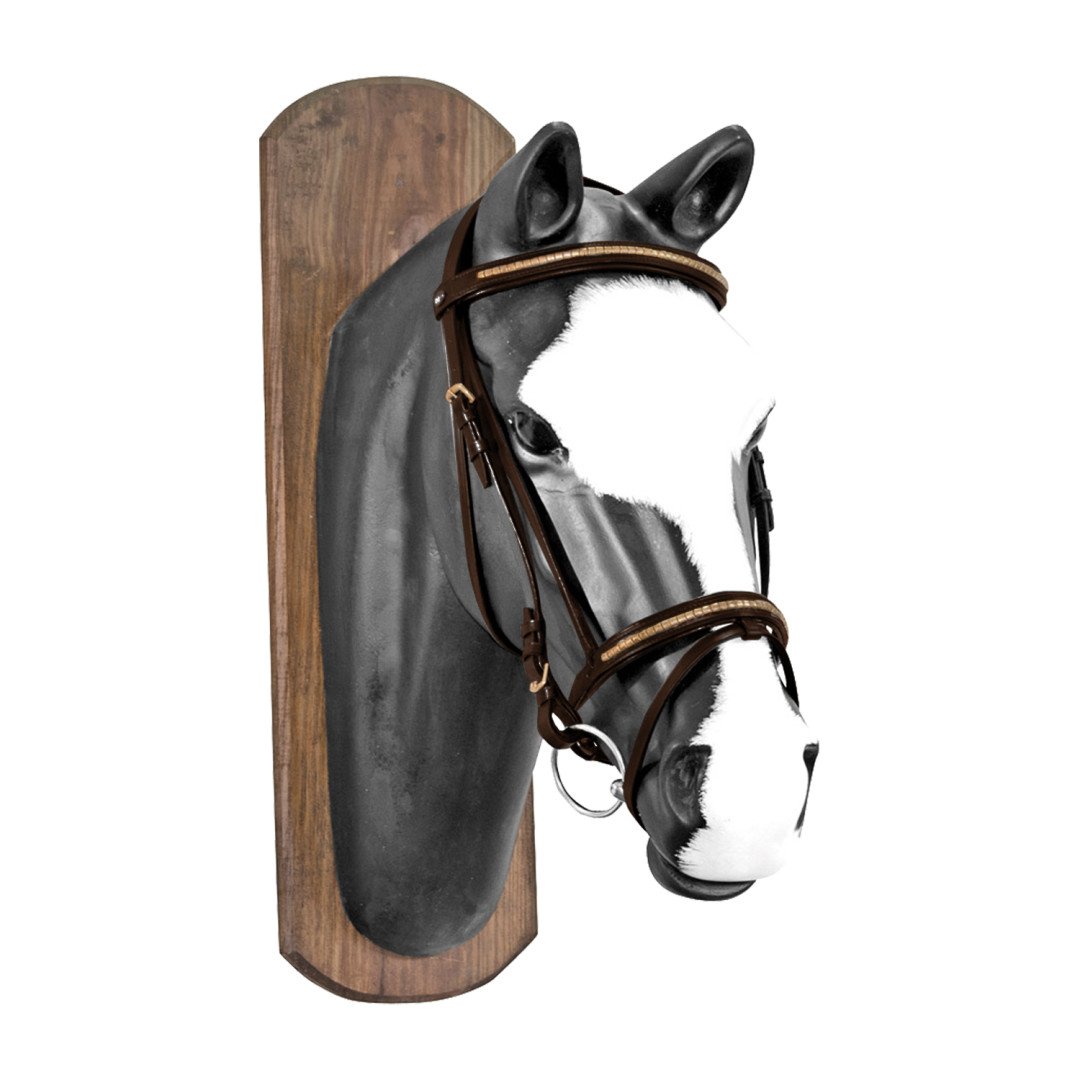 Cabeçada inglesa com Rédeas de latão e borracha.