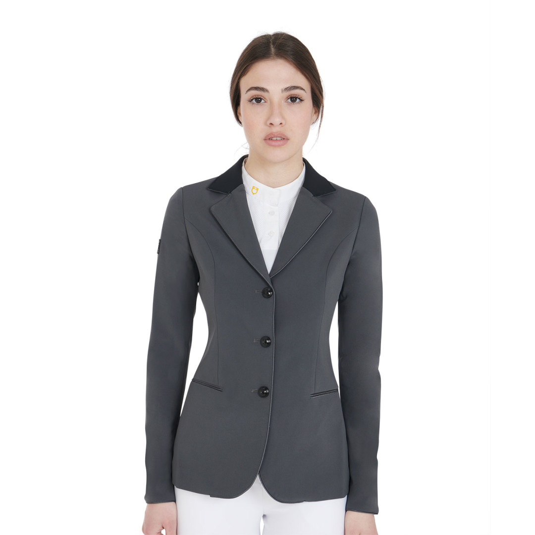 Women's Three-button Competition Jacket Women's Three-button Competition Jacket