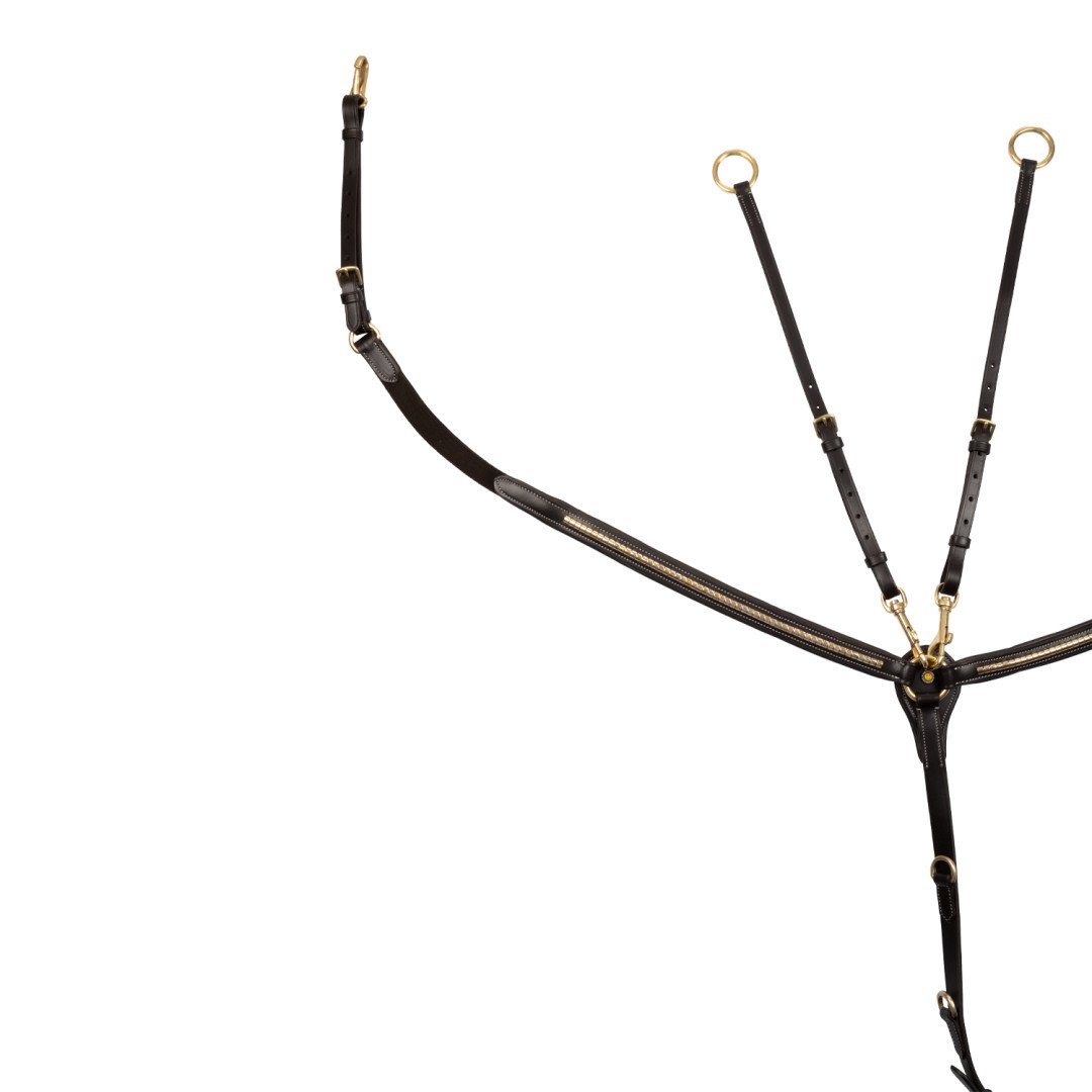 Pettorale con forchetta in pelle conciata con clincher in ottone