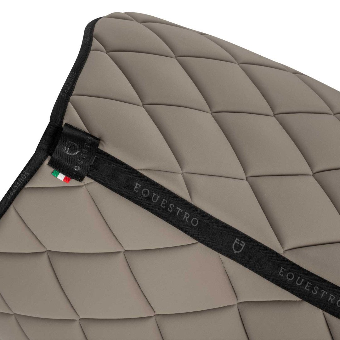 Modèle GP Tapis de selle