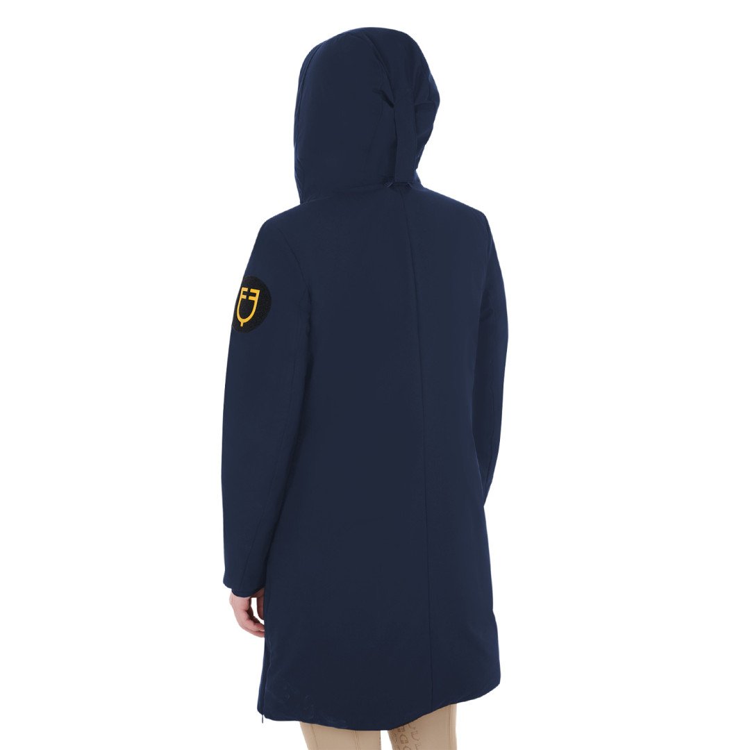 Piumino da donna idrorepellente e antivento