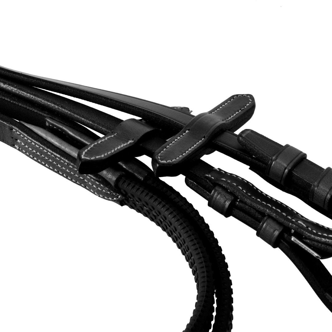 Zaumzeuge mit mexikanischem Nasenriemen und synthetischem Schaffell