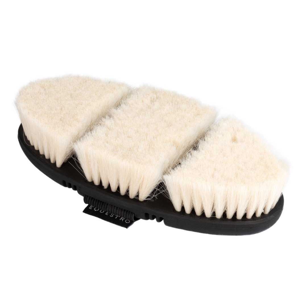 Equitime Saddlery Online  Spazzola flessibile setole morbide 19,26 €