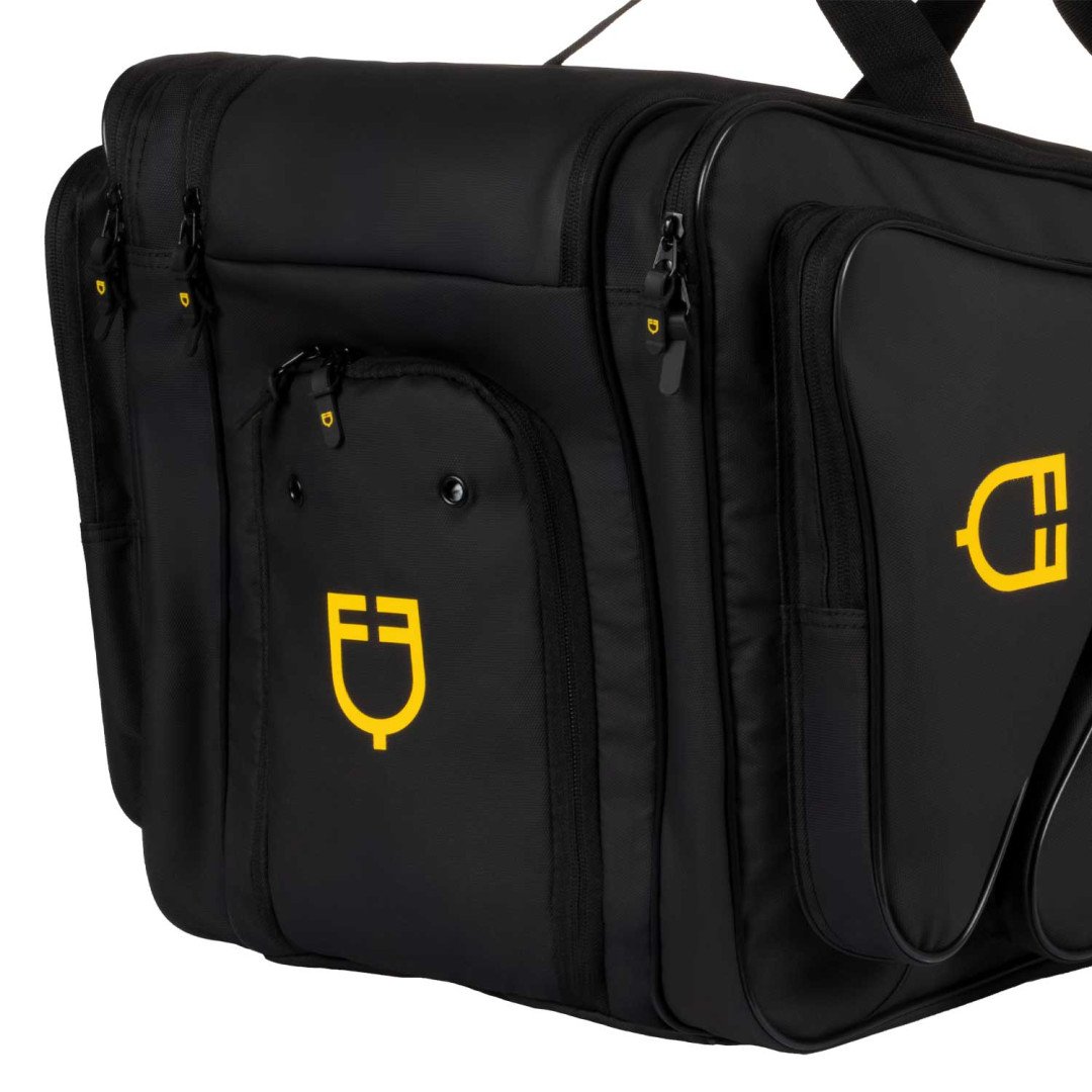 Equitime Saddlery Online Borsa portastivali in tessuto tecnico con design intelligente 135,25&nbsp;€