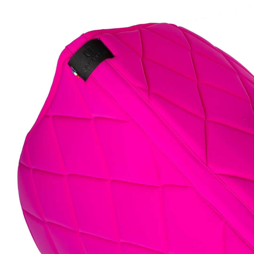 Tapis de selle saut GP rembourré avec intérieur en nid d'abeille