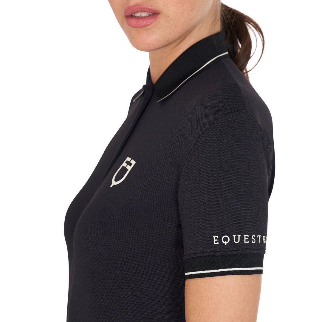 Women's slim fit polo shirt in breathable fabric