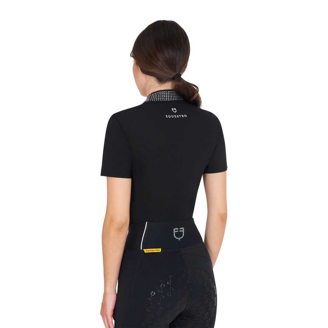 Polo training donna slim fit con zip e strass sul colletto