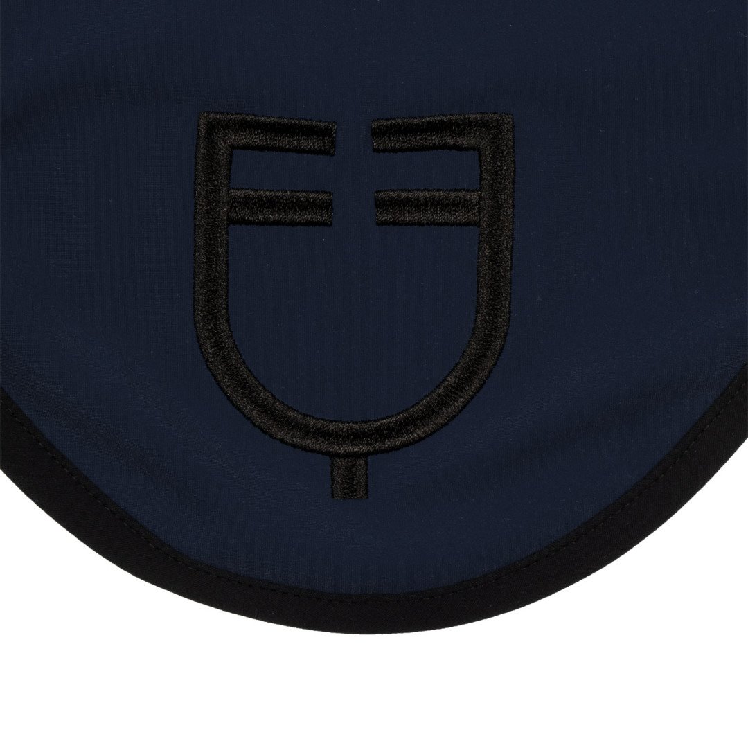 Gorra de tejido técnico edición línea negra