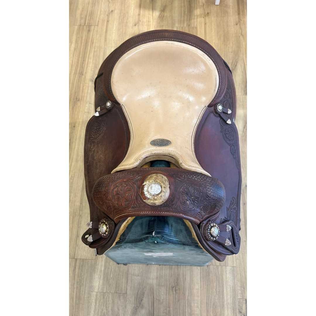 sillas usadas Silla de doma clásica Double C de 16 pulgadas. 1,00&nbsp;€