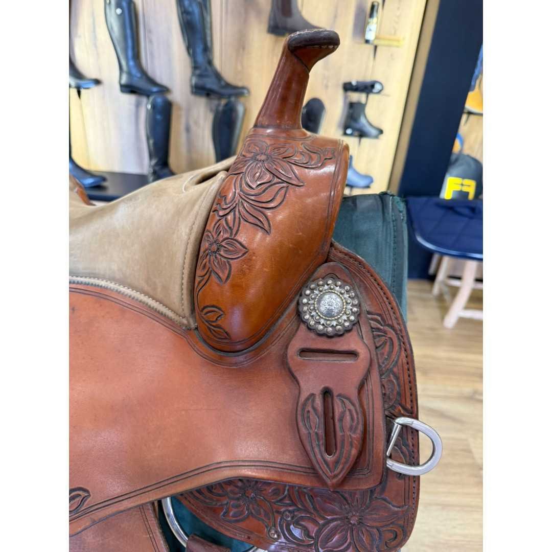 Used saddle Continental C76 Reining Saddle - 16'' 1,00&nbsp;€