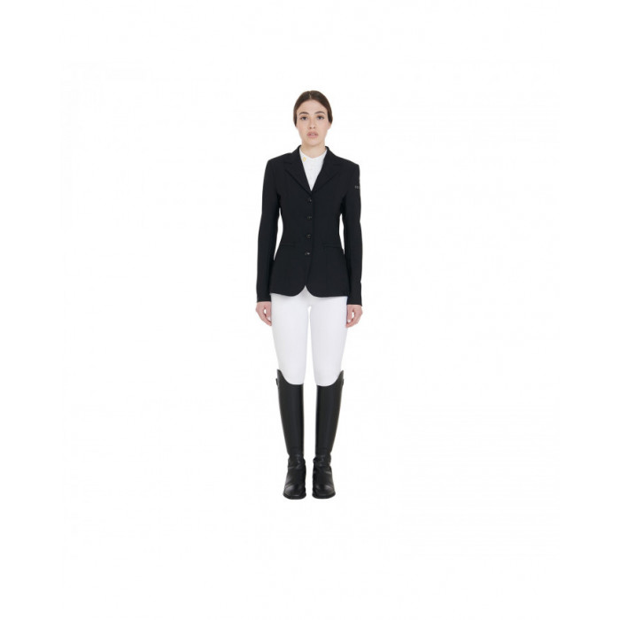 Vestes de compétition et Frac  Veste de compétition Active Model pour femme 137,70 € Vestes de compétition et Frac  Veste de compétition Active Model pour femme 137,70 €
