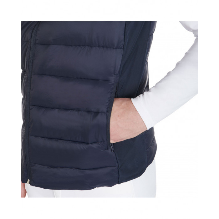 Sans manches  Modèle Equestro homme sans manches Lund 69,67 € Sans manches  Modèle Equestro homme sans manches Lund 69,67 €