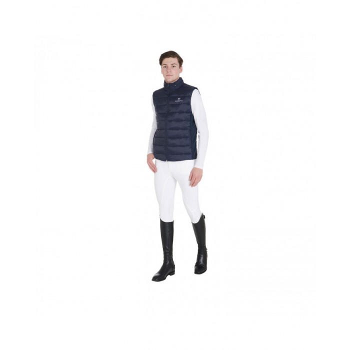 Sans manches  Modèle Equestro homme sans manches Lund 69,67 € Sans manches  Modèle Equestro homme sans manches Lund 69,67 €