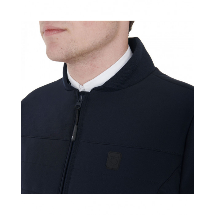 Vêtements d'extérieur  Veste Equestro pour homme en tissu technique modèle Hamar 122,94 € Vêtements d'extérieur  Veste Equestro pour homme en tissu technique modèle Hamar 122,94 €