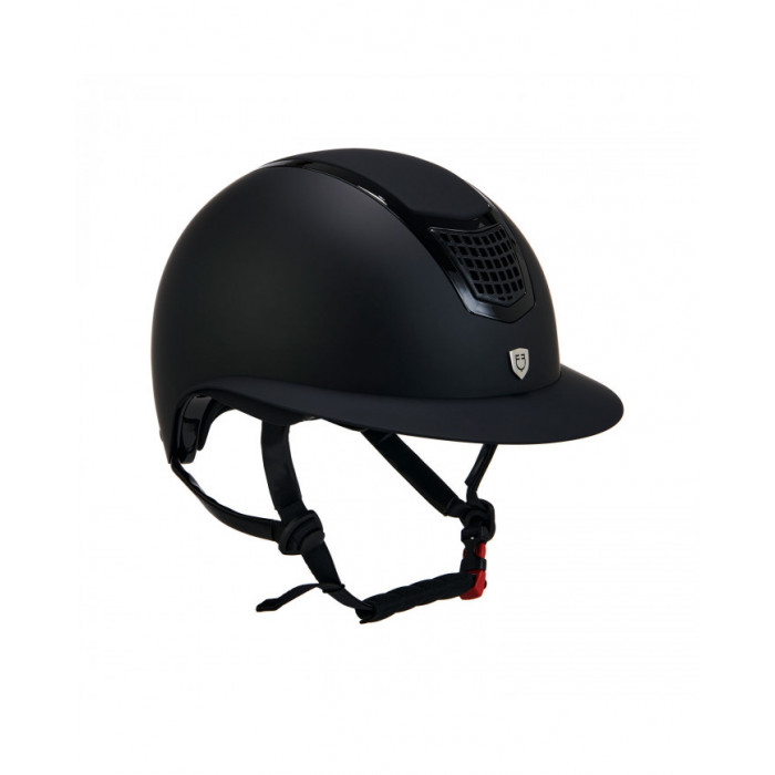 Cascos  Casco Equestro Modelo Eclipse Tapete Liso Visera Ancha 3 Acolchados 143,44 € Cascos  Casco Equestro Modelo Eclipse Tapete Liso Visera Ancha 3 Acolchados 143,44 €