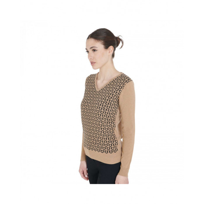 Outerwear  Women's V-neck Sweater With Contrasting Logos 77,87 € Outerwear  Women's V-neck Sweater With Contrasting Logos 77,87 €