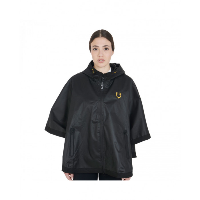 Impermeable  Impermeable de mujer de moda 97,54 € Impermeable  Impermeable de mujer de moda 97,54 €