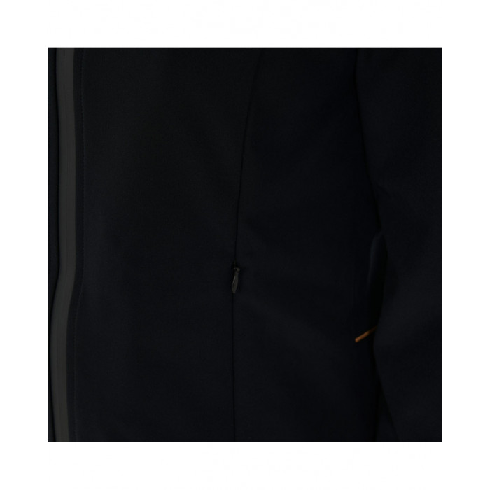 Vêtements d'extérieur  Softshell Technique Femme 138,52 € Vêtements d'extérieur  Softshell Technique Femme 138,52 €