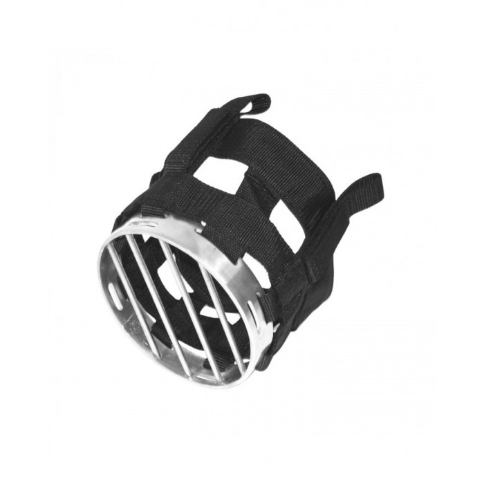Muzzles  Nylon muzzle with stainless steel grate 35,98 €