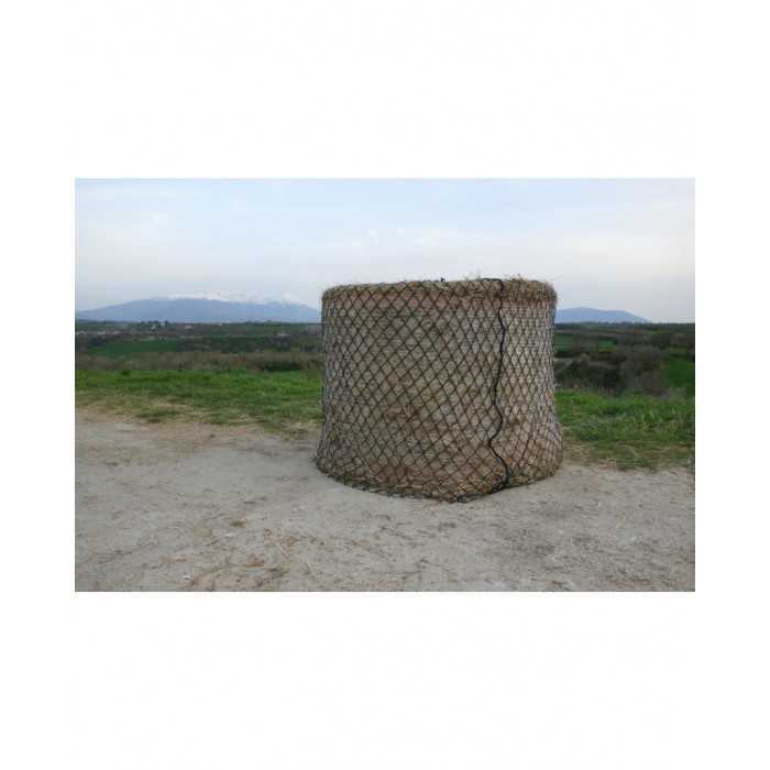 Bastidores de heno  Equitime red de heno para pacas redondas Mesh 7x7 Cm 98,35 € Bastidores de heno  Equitime red de heno para pacas redondas Mesh 7x7 Cm 98,35 €