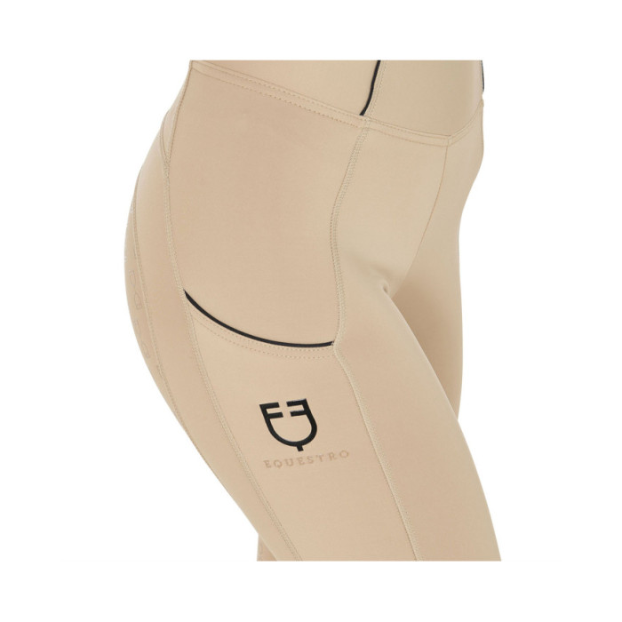 Hose Frau Ss22 Leggings 77,87 € Hose Frau Ss22 Leggings 77,87 €
