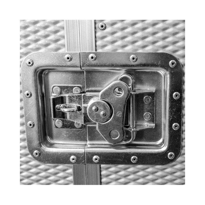 Sattelhalterschränke  Sattelschrank aus Aluminium 60x65x124 1,00 €