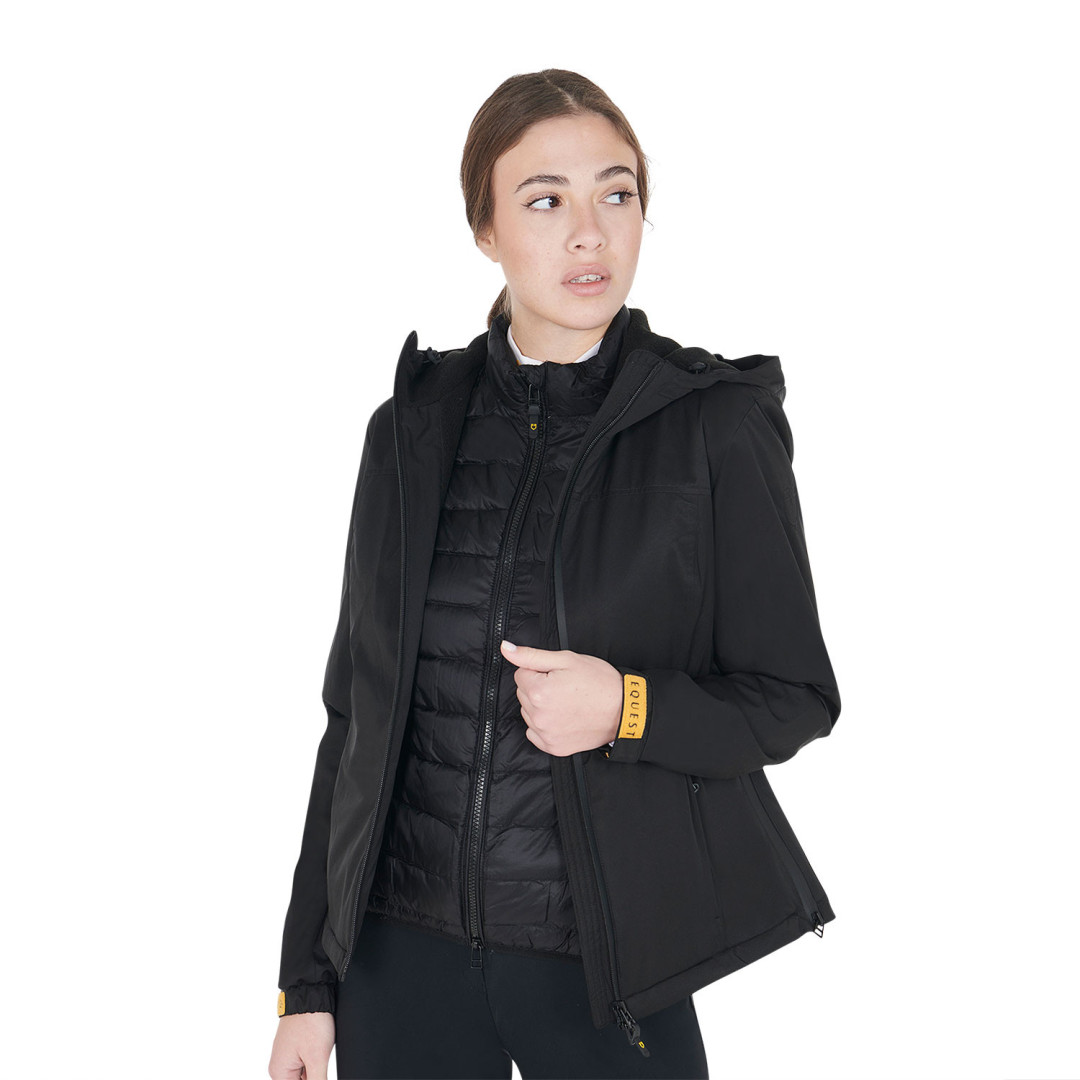 Impermeable  Chubasquero de Mujer en Tejido Técnico 236,89 € Impermeable  Chubasquero de Mujer en Tejido Técnico 236,89 €