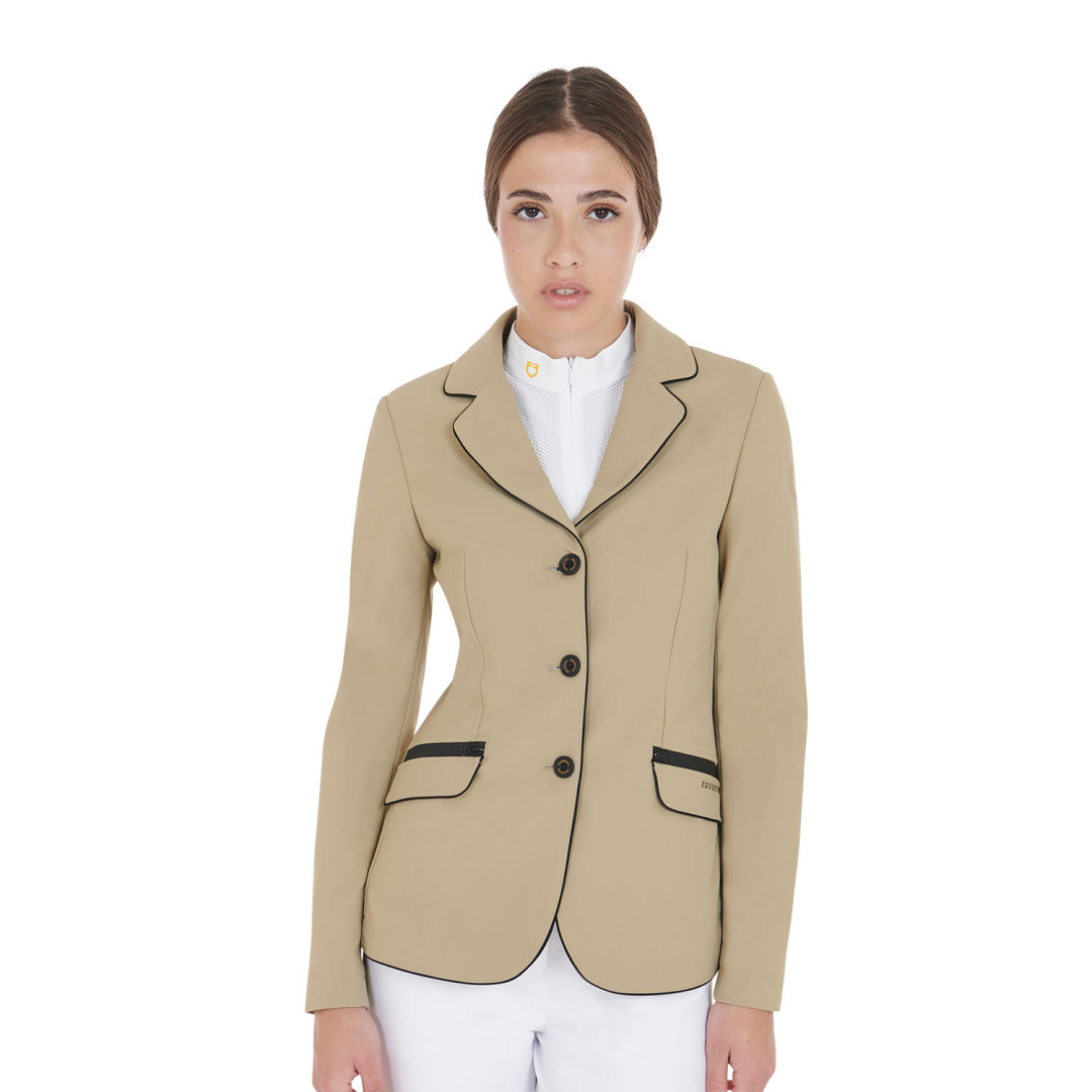 Chaquetas de competición y frac  Giacca Donna Da Concorso in Tessuto Tecnico 245,08 € Chaquetas de competición y frac  Giacca Donna Da Concorso in Tessuto Tecnico 245,08 €