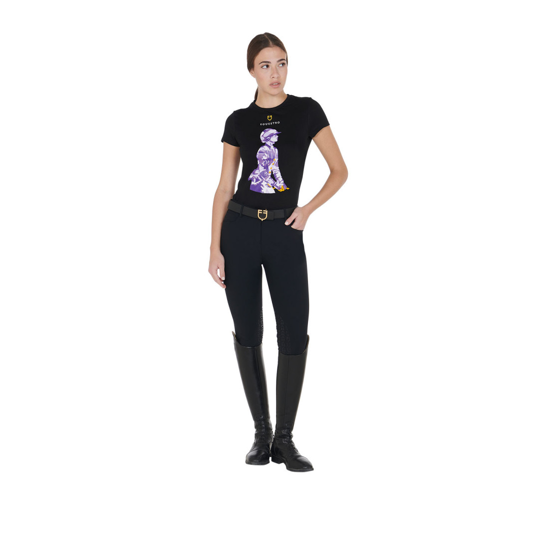 T-shirt  T-shirt femme Fit Slim avec imprimé chevalier 43,44 € T-shirt  T-shirt femme Fit Slim avec imprimé chevalier 43,44 €