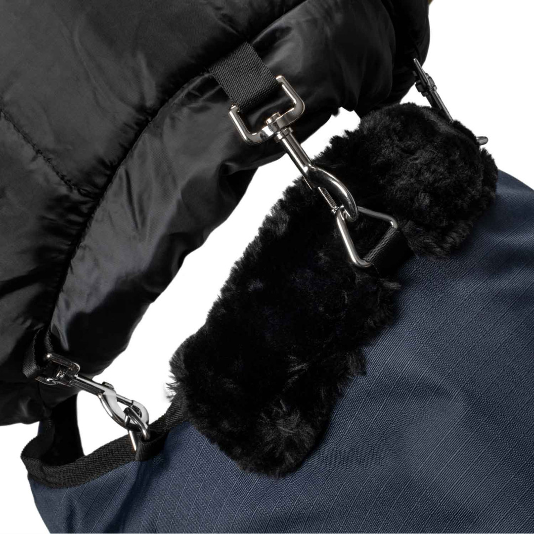 Cubrecuello  Cappuccio da paddock in tessuto antistrappo 52,05 € Cubrecuello  Cappuccio da paddock in tessuto antistrappo 52,05 €
