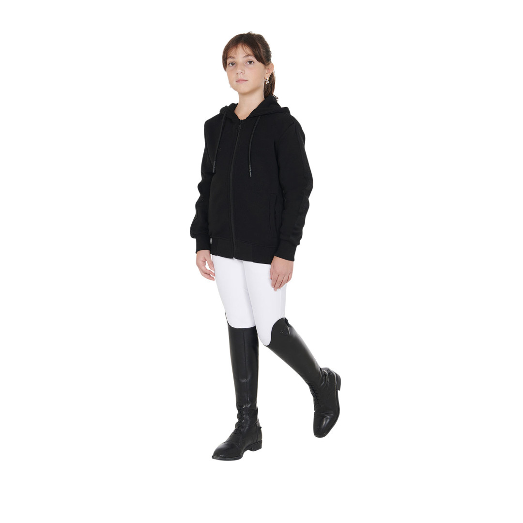 Sudadera  Felpa bambina slim fit con cappuccio 55,33 € Sudadera  Felpa bambina slim fit con cappuccio 55,33 €