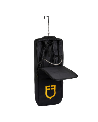 Portabriglie  Borsa portabriglie logo ricamato 40,57 € Portabriglie  Borsa portabriglie logo ricamato 40,57 €