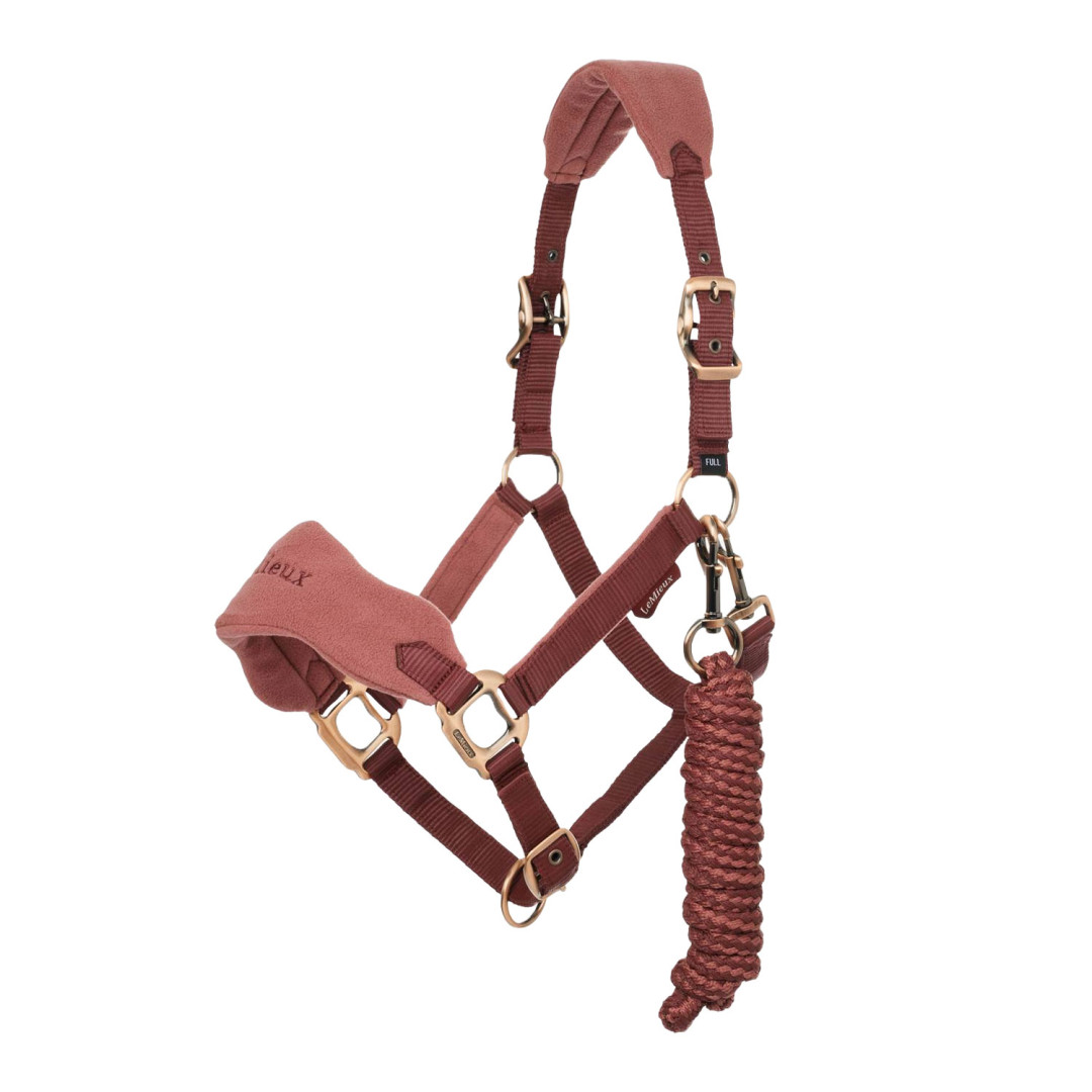 halter  VOGUE HEADCOLLAR & LEADROPE ORCHID 35,66 € halter  VOGUE HEADCOLLAR & LEADROPE ORCHID 35,66 €