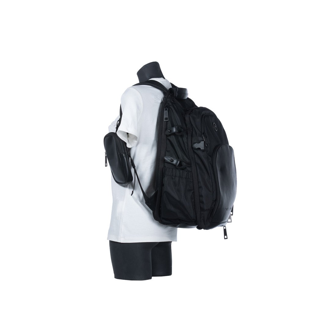 Sacs et sacs à dos  SAC À DOS NOIR POUR MARIÉ 167,95 €