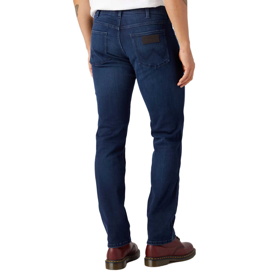 Jeans  WRANGLER GREENSBORO 803 BRAÇO JEANS FORTE 93,03 € Jeans  WRANGLER GREENSBORO 803 BRAÇO JEANS FORTE 93,03 €