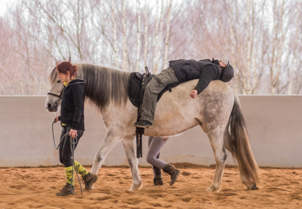 Ippoterapia: benefici straordinari della terapia con il cavallo Ippoterapia: benefici straordinari della terapia con il cavallo
